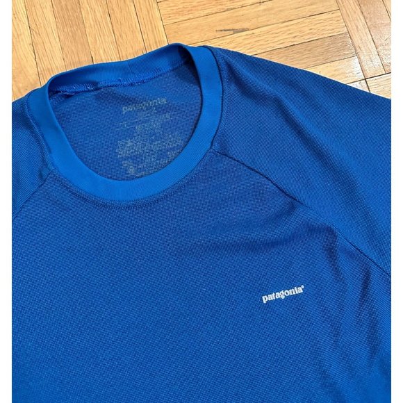 Patagonia Capilene Baselayer Tee T-Shirt Mens Small Hiking Stretch Breathable - Picture 2 of 4